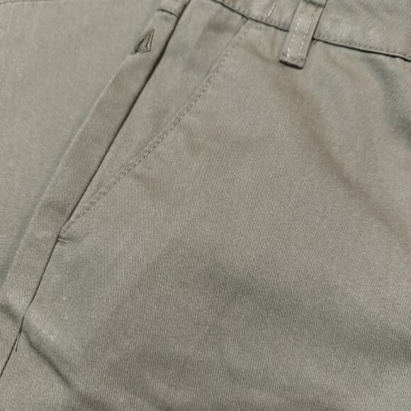 Volcom Women's Chickie High Rise Chino Pants Green Size 31 - Picture 5 of 7